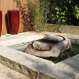 Quellstein als Stilelement